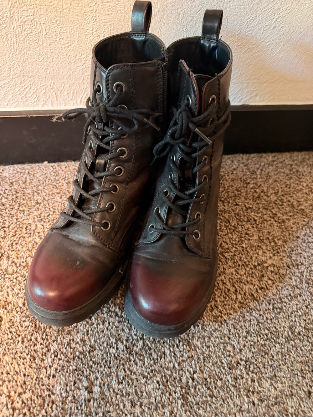 Women’s Burgundy Leather Lace-Up Boots